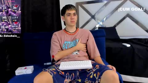 Axel cifer online show from February 2025 09:16:01 PM