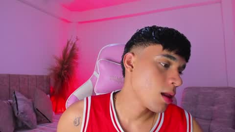 AXEL online show from June 2026 07:58:01 AM