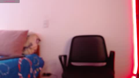 Snapshot of axel_davis_ chatting on October 2025 01:32:02 PM axel davis online show from October 2025 01:32:02 PM