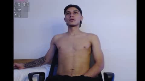 Snapshot of axel_davis_ chatting on October 2025 07:41:02 AM axel davis online show from October 2025 07:41:02 AM