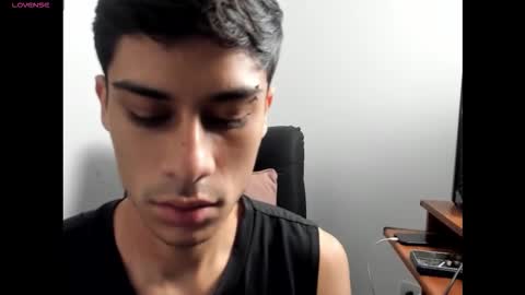 Snapshot of axel_davis_ chatting on December 2025 09:14:01 AM axel davis online show from December 2025 09:14:01 AM