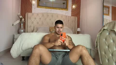 Snapshot of axel_daviss1 chatting on April 2026 04:42:02 PM Axel Daviss online show from April 2026 04:42:02 PM