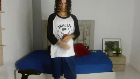 Axel online show from December 2025 11:45:01 PM