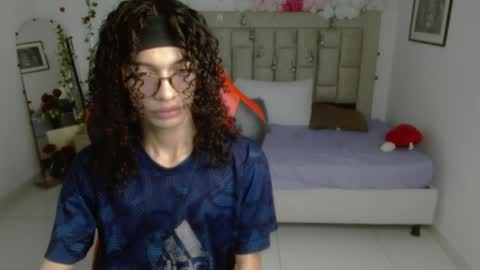 Axel online show from May 2026 12:30:02 AM
