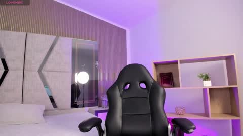 axel_grey_ online show from February 2026 12:57:02 PM