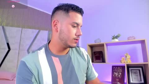 axel_grey_ online show from April 2026 01:41:01 PM