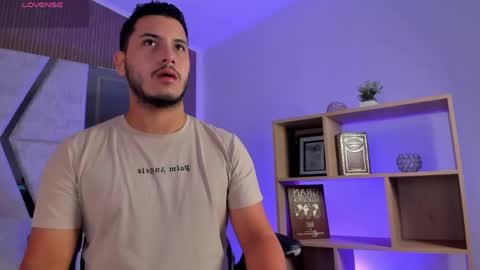 axel_grey_ online show from April 2026 12:31:01 PM