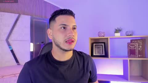 Snapshot of axel_grey_ chatting on June 2026 12:30:01 PM axel_grey_ online show from June 2026 12:30:01 PM