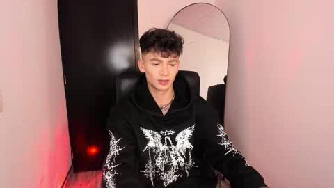 Snapshot of axel_inkshade chatting on December 2025 07:15:02 AM Axel online show from December 2025 07:15:02 AM