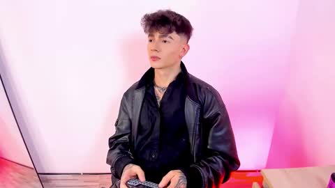 Snapshot of axel_inkshade chatting on January 2026 11:41:02 PM Axel online show from January 2026 11:41:02 PM