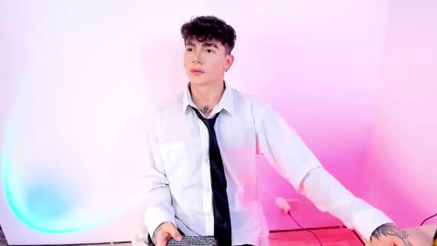 Snapshot of axel_inkshade chatting on February 2026 08:23:01 PM Axel online show from February 2026 08:23:01 PM