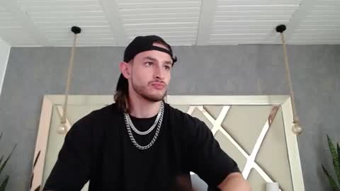 Axel  online show from July 2026 12:20:01 PM
