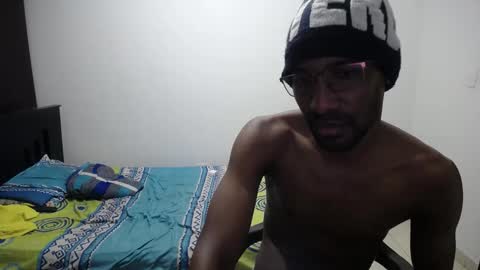 axel rios online show from October 2025 04:12:02 AM