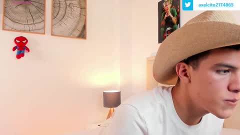 Snapshot of axel_sliim chatting on October 2025 03:27:02 AM axel slim online show from October 2025 03:27:02 AM