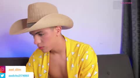 Snapshot of axel_sliim chatting on October 2025 03:52:02 AM axel slim online show from October 2025 03:52:02 AM