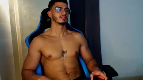 Snapshot of axel_stein03 chatting on January 2025 11:33:01 PM axel stein NEW ACCOUNT online show from January 2025 11:33:01 PM