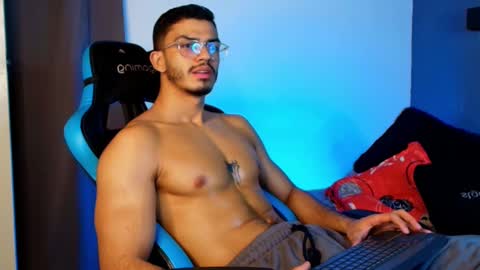 Snapshot of axel_stein03 chatting on February 2025 01:23:02 AM axel stein NEW ACCOUNT online show from February 2025 01:23:02 AM