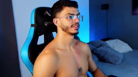Snapshot of axel_stein03 chatting on March 2025 03:34:01 AM axel stein NEW ACCOUNT online show from March 2025 03:34:01 AM