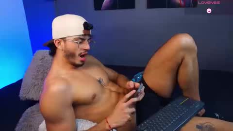 Snapshot of axel_stein03 chatting on September 2025 11:17:01 PM axel stein NEW ACCOUNT online show from September 2025 11:17:01 PM
