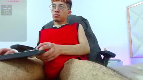 AXEL  online show from October 2025 04:12:01 AM