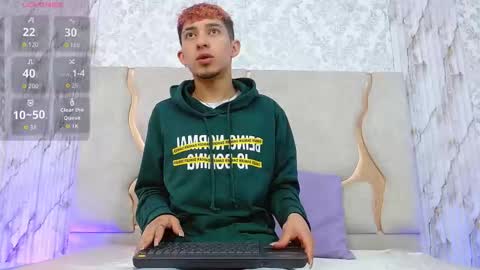 AXEL  online show from December 2025 12:13:02 PM