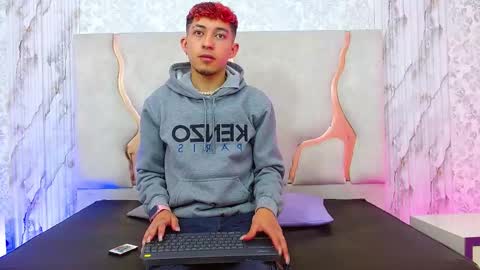 AXEL  online show from February 2026 12:48:02 PM