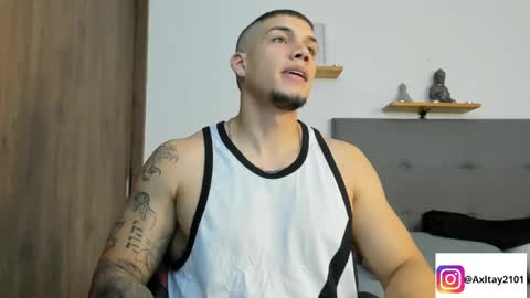 INDEPENDENT MODEL  online show from May 2026 02:40:02 AM