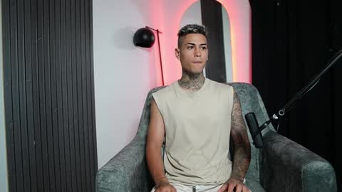 Snapshot of axel_villa chatting on February 2025 12:40:01 AM Agustin online show from February 2025 12:40:01 AM