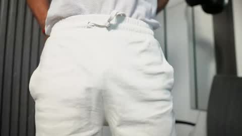 Agustin online show from September 2025 08:02:01 PM