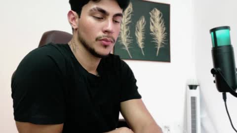 Snapshot of axelblack7 chatting on June 2026 10:36:01 PM axelblack7 online show from June 2026 10:36:01 PM
