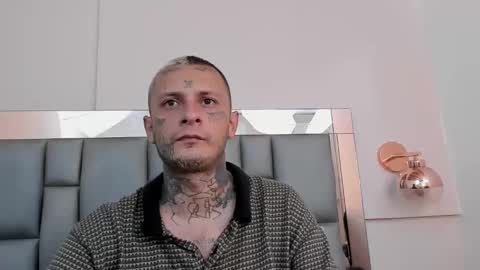 Snapshot of axeldasilva27cm chatting on January 2025 08:04:02 PM online show from January 2025 08:04:02 PM