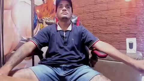 Snapshot of axell_cross2 chatting on January 2025 11:33:01 PM Axell Cross2 online show from January 2025 11:33:01 PM