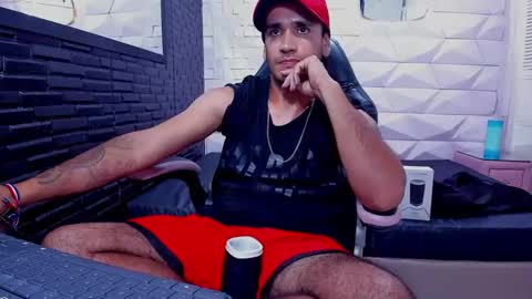 Snapshot of axell_cross2 chatting on January 2025 11:55:02 PM Axell Cross2 online show from January 2025 11:55:02 PM