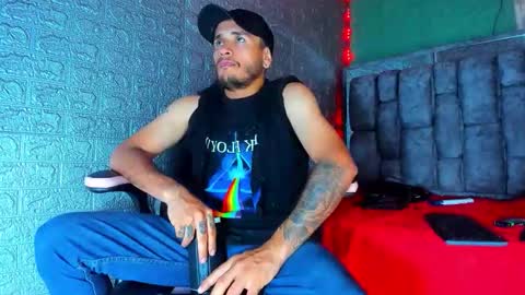 Snapshot of axell_cross2 chatting on November 2025 01:39:02 AM Axell Cross2 online show from November 2025 01:39:02 AM