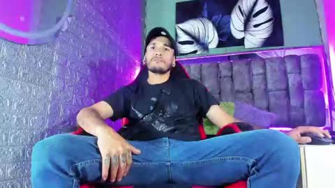 Axell Cross2 online show from June 2026 01:08:01 AM
