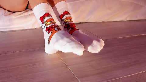 im your little femboy  ALEX   online show from December 2024 12:00:02 AM