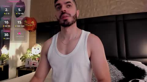 Snapshot of axelthompsom chatting on October 2025 11:22:01 AM Axel Thompsom online show from October 2025 11:22:01 AM