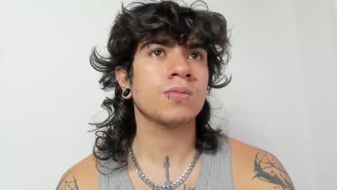 Snapshot of axl_kush_ chatting on April 2026 12:20:01 PM Axel Kush online show from April 2026 12:20:01 PM