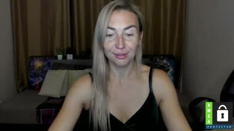 Snapshot of ay_kiss_jully chatting on September 2025 05:38:01 PM Jully online show from September 2025 05:38:01 PM