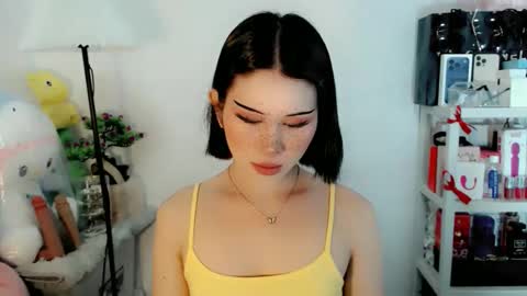 AYAHOSHILOVESYOU online show from February 2026 03:25:01 AM