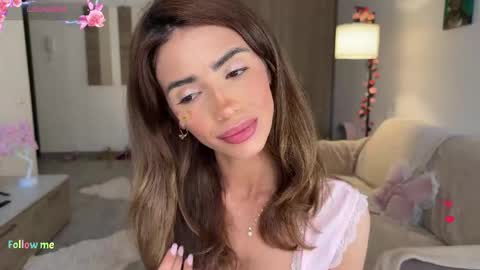 Alya online show from May 2026 02:44:02 PM