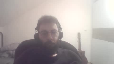 ayazeluel online show from February 2026 06:25:01 PM