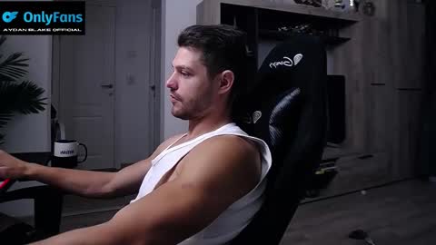 Snapshot of aydanblakeofficial chatting on October 2025 11:25:01 AM Aydan Blake Official online show from October 2025 11:25:01 AM