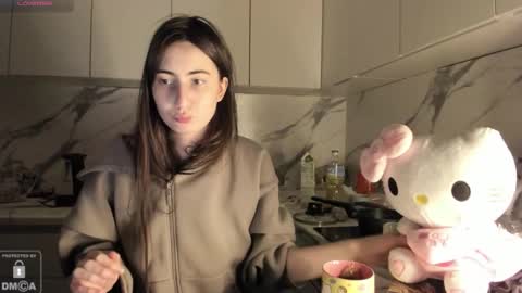 Ayesha online show from February 2026 07:01:02 PM