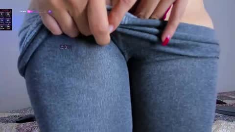 Mariana online show from October 2025 08:20:01 PM