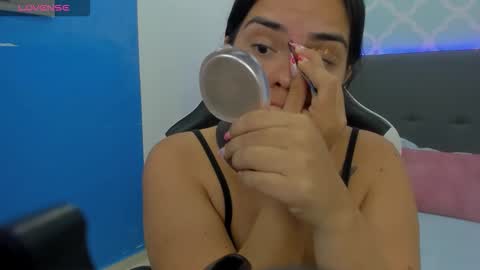 Snapshot of ayla13_ chatting on September 2025 07:30:02 PM Alyda Jaramillo online show from September 2025 07:30:02 PM