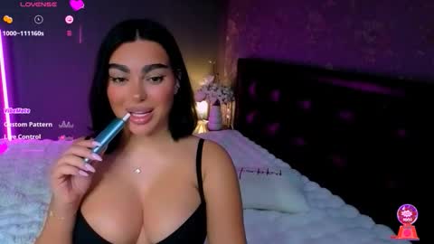  Ayla Demir  online show from November 2025 11:14:02 PM