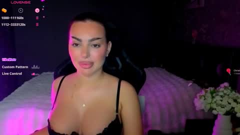  Ayla Demir  online show from February 2026 09:55:01 PM