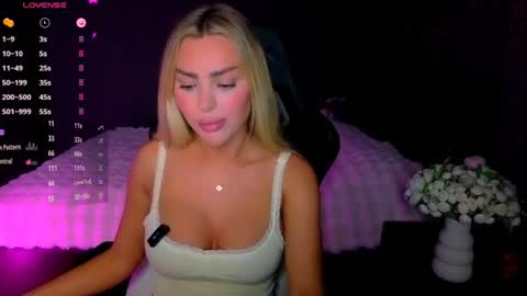  Ayla Demir  online show from June 2026 08:08:02 PM