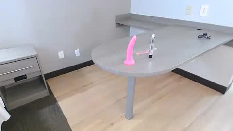 AylaTy online show from April 2026 04:17:01 AM